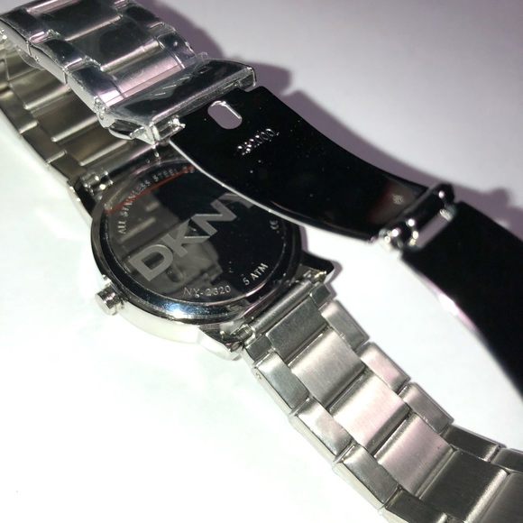 DKNY WATCH-NWOT main image 5